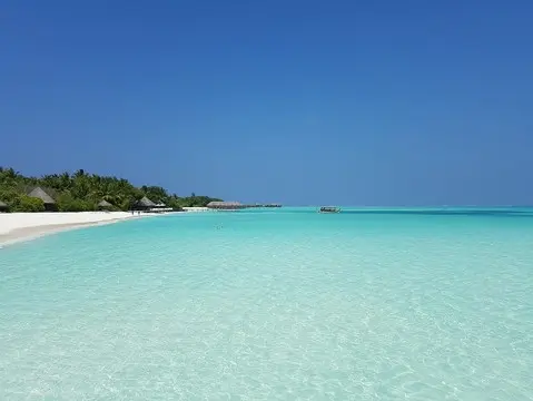 spiaggia emare alle maldive