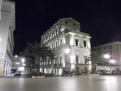 palazzo farnese a ortona