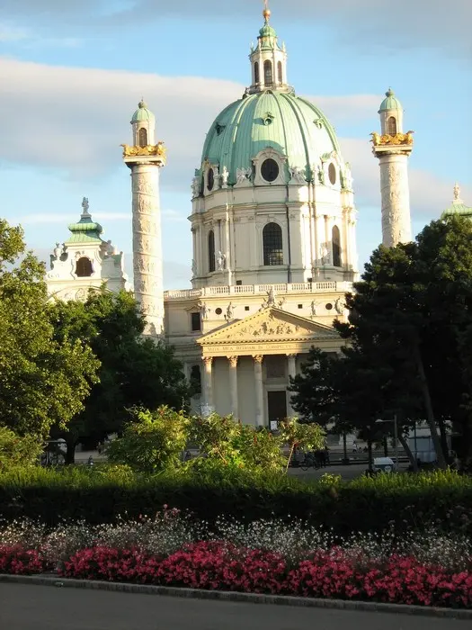 chiesa di Karlskirche a vienna