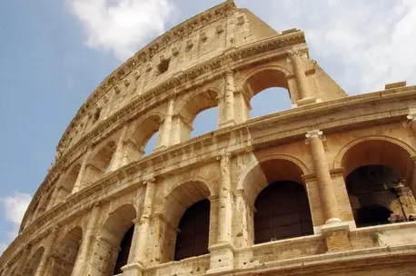 marmo colosseo roma