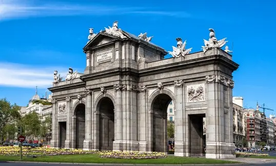 Puerta de Alcalá a Madrid