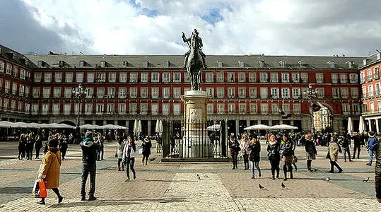 plaza-major nel centro di madrid