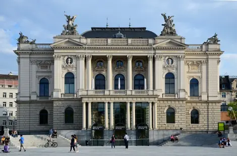 Opernhaus teatro dell'opera zurigo