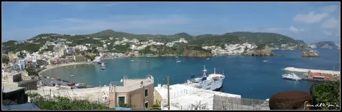 panorama porto di ponza