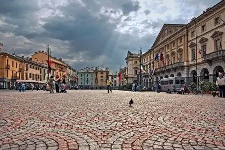 centro storico aosta piazza chanoux